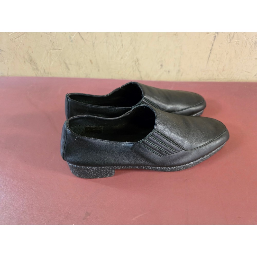 Womens Black Leather Slip On Loafers Size 6.5 M Comfort Casual Shoes